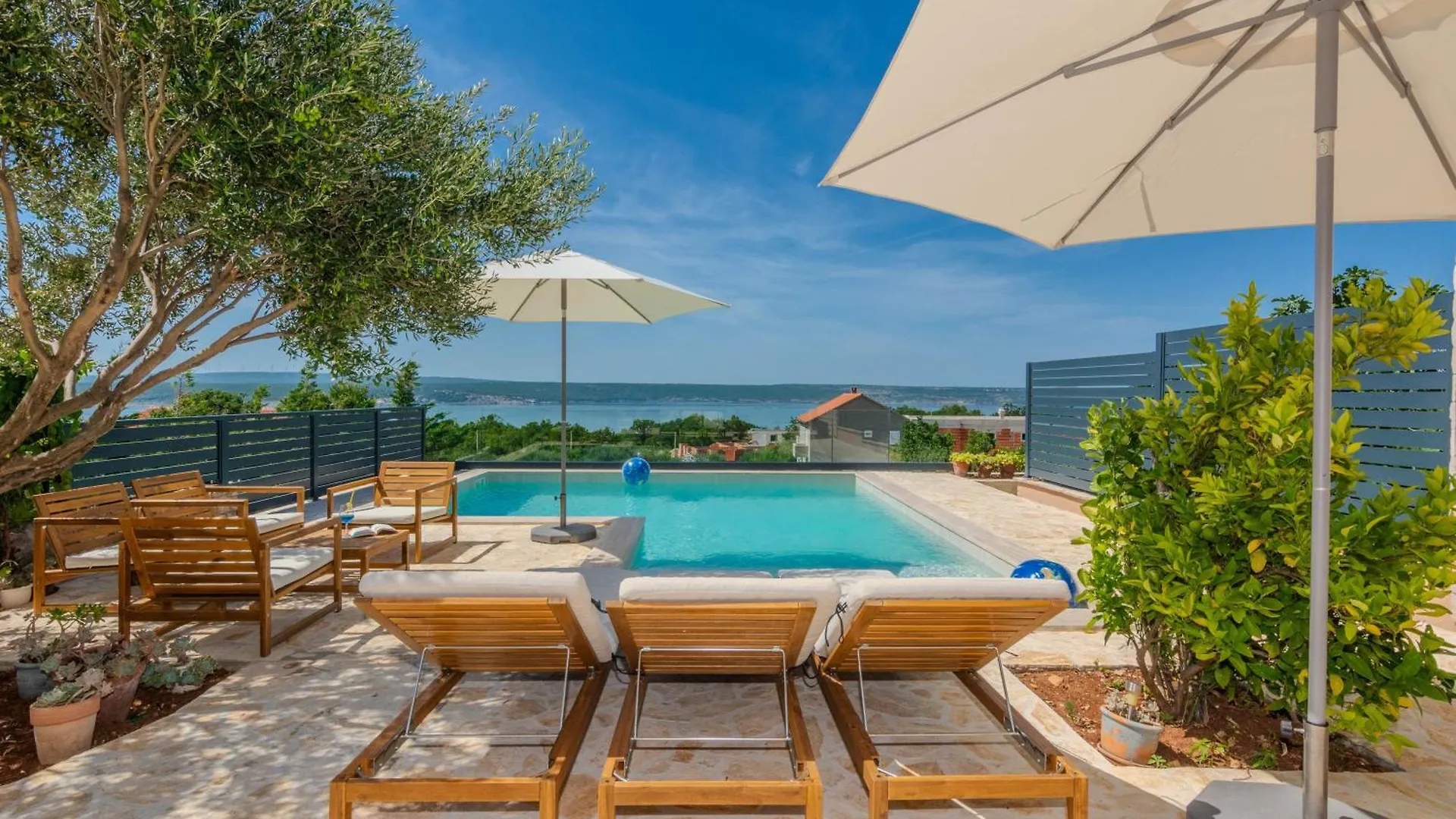 Holiday House Gloria Patri Maslenica